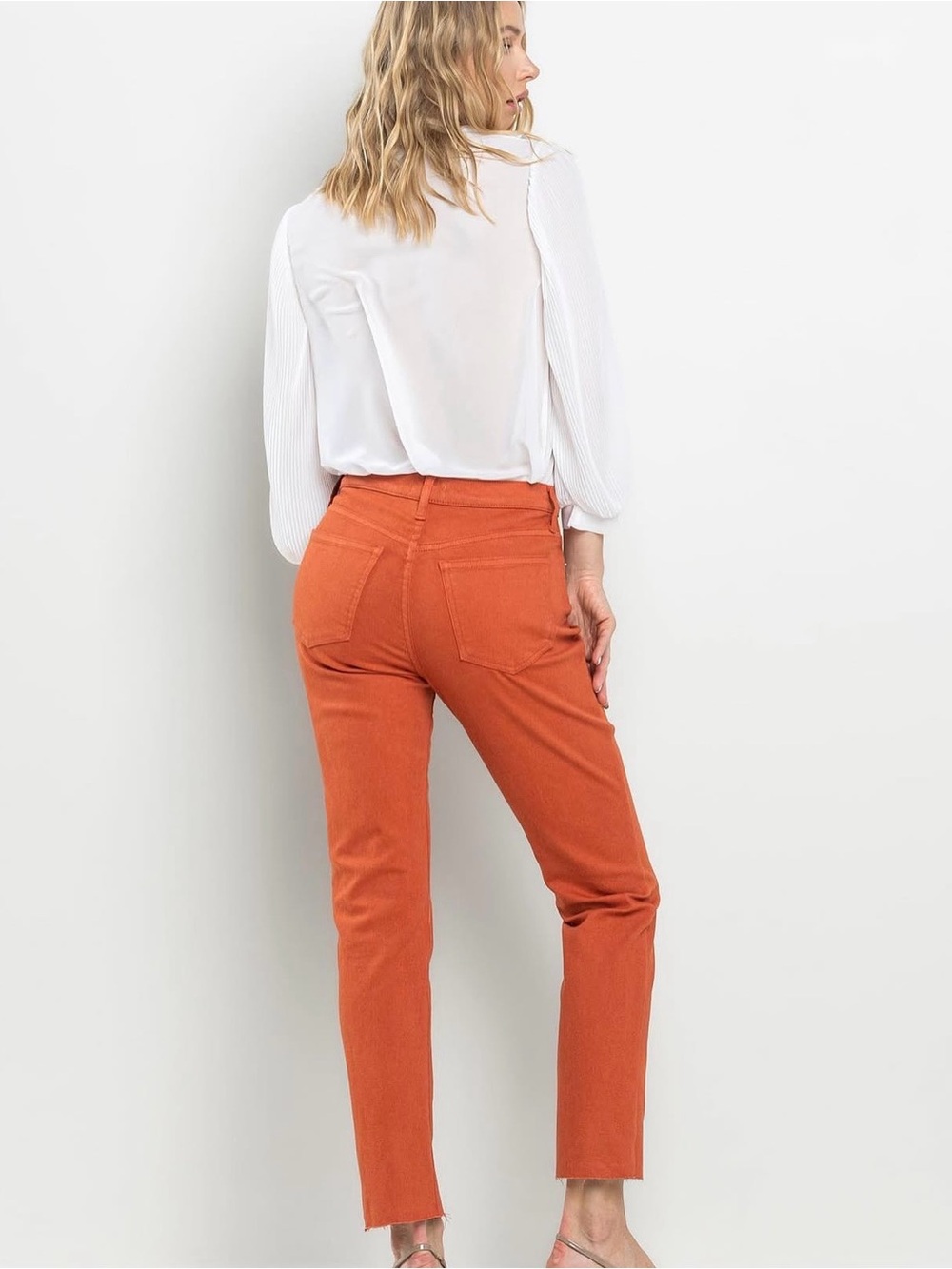 Sneak Peek NWT High Rise Slim Fit Jeans – Boutique - Picture 3 of 16